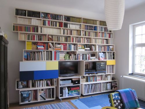 http://upwood.de/media/Regale/3_Regalwand_Wohnzimmer.jpg